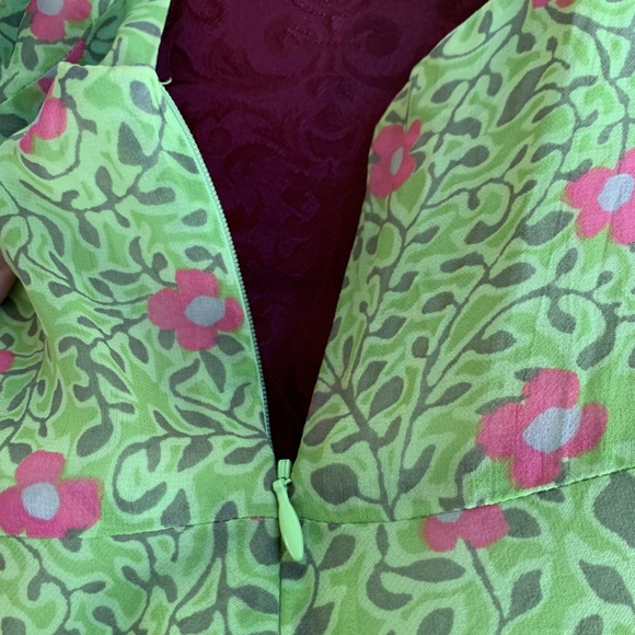 Sigrid Olsen Green & Pink Fitted Floral Top ~ Size 12 - Picture 5 of 7